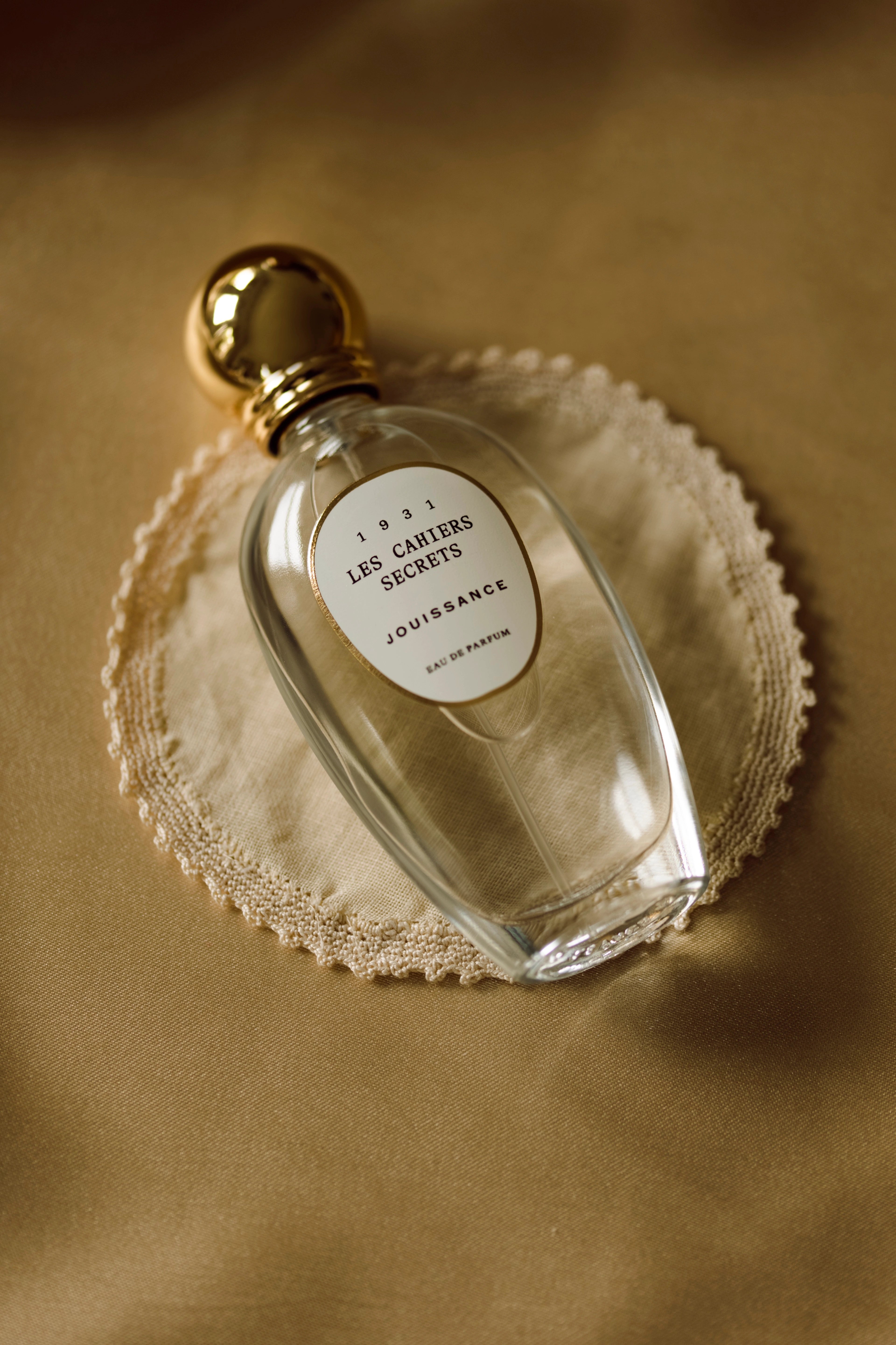 Jouissance Les Cahiers Secrets Eau de Parfum - Stèle