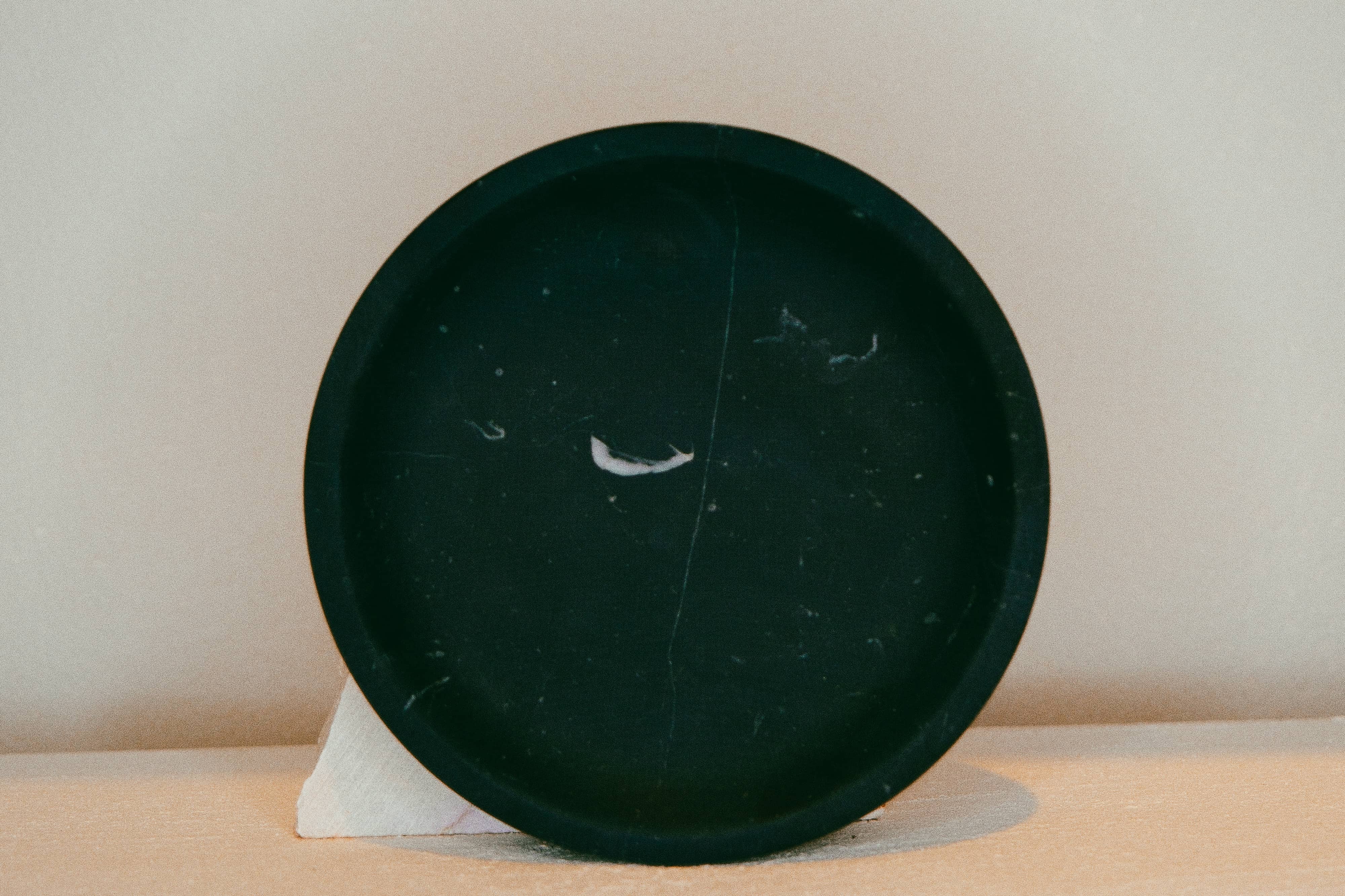 Stèle Bite Marble Plate - Stèle