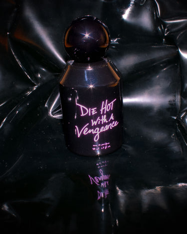 Sable Yong Die Hot With A Vengeance Eau de Parfum - Stèle