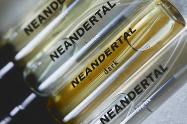 Neandertal Eau de Parfum Discovery Set - Stèle